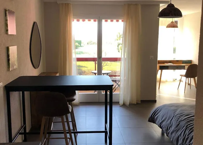 Casa de Férias Amazing In Lausanne Close To Epfl And Unil Ecublens (Vaud)